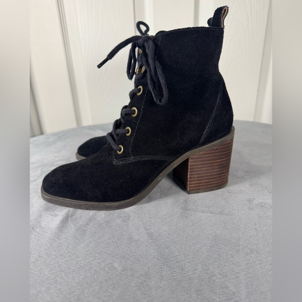Lucky Brand Wadil Black Suede Lace Up Block Heeled Ankle Booties Size 7 - Picture 5 of 13
